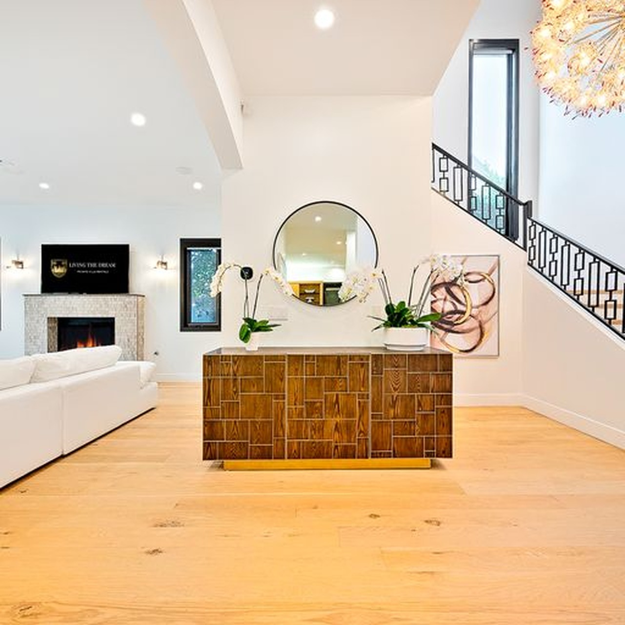 The Beverly Grove Villa | Photo 20