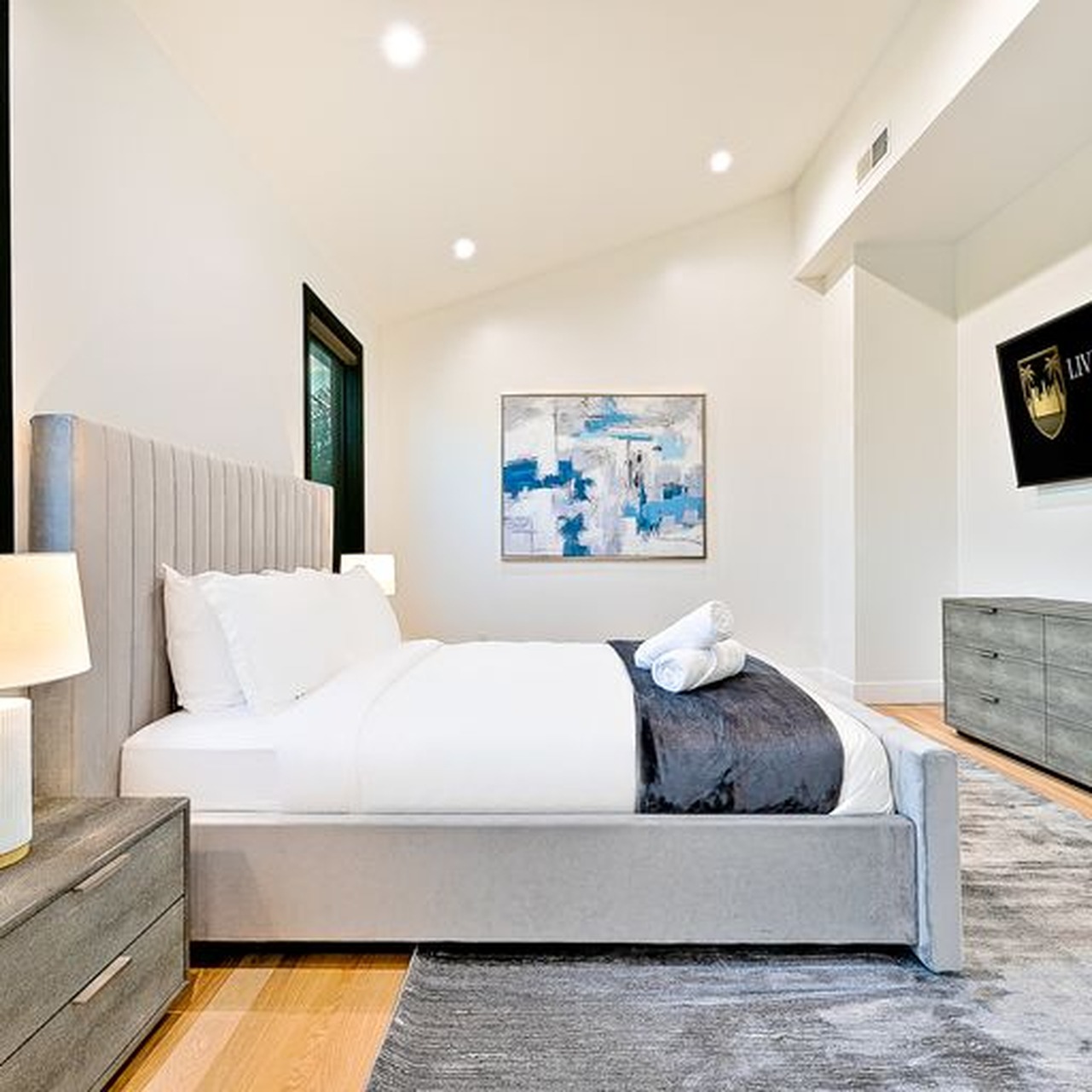 The Beverly Grove Villa | Photo 31