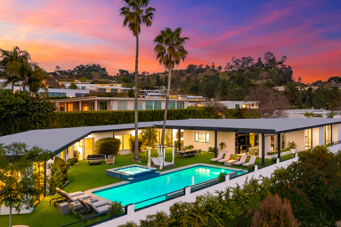 Beverly Hills Modern Mansion