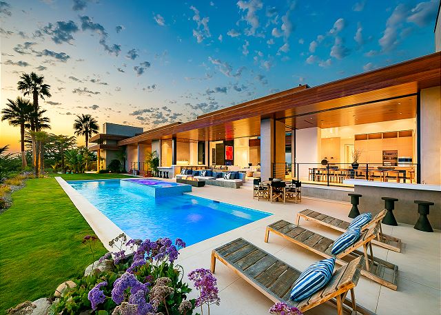 Malibu Beach Oasis 4