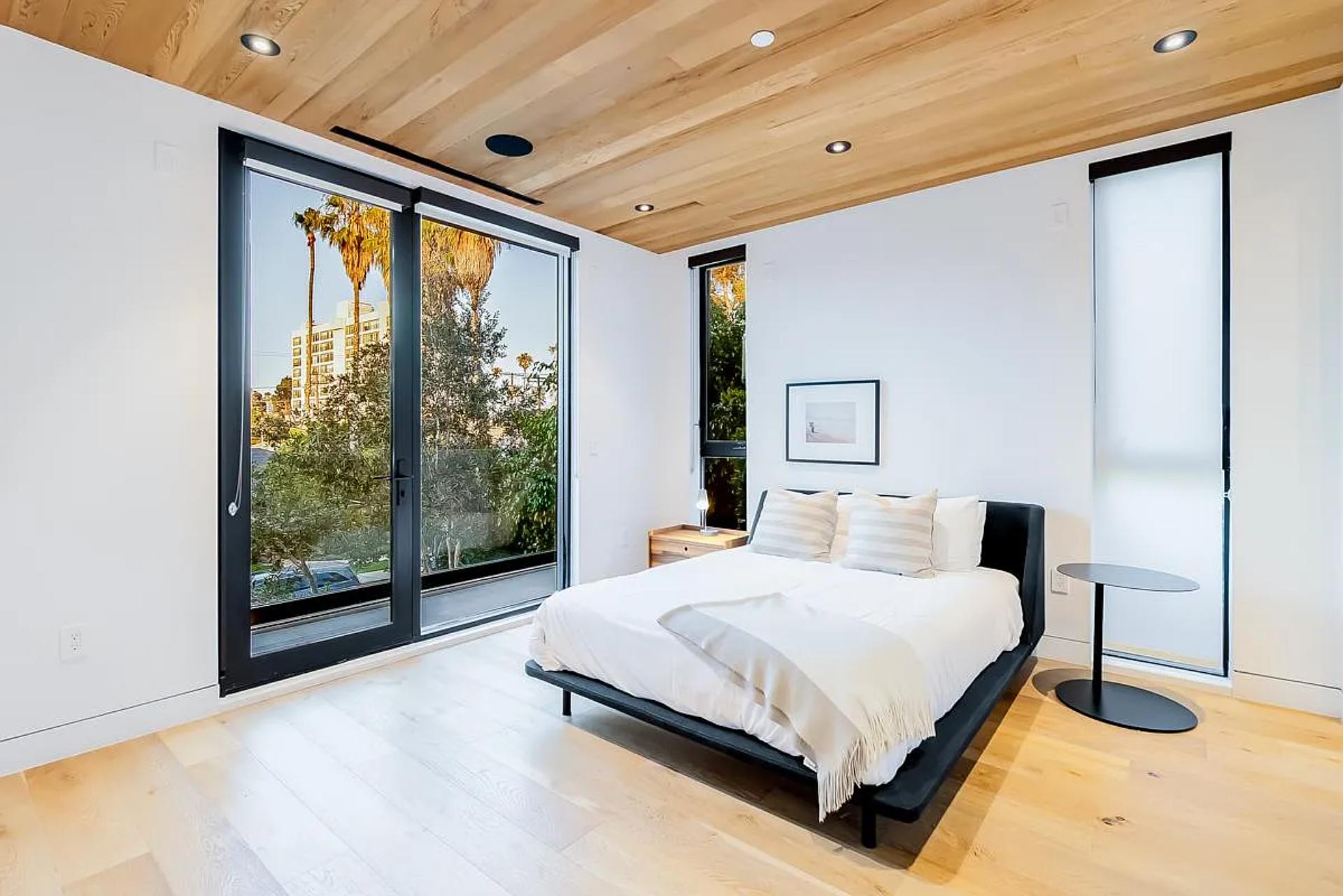 Sanborn Villa | Photo 31