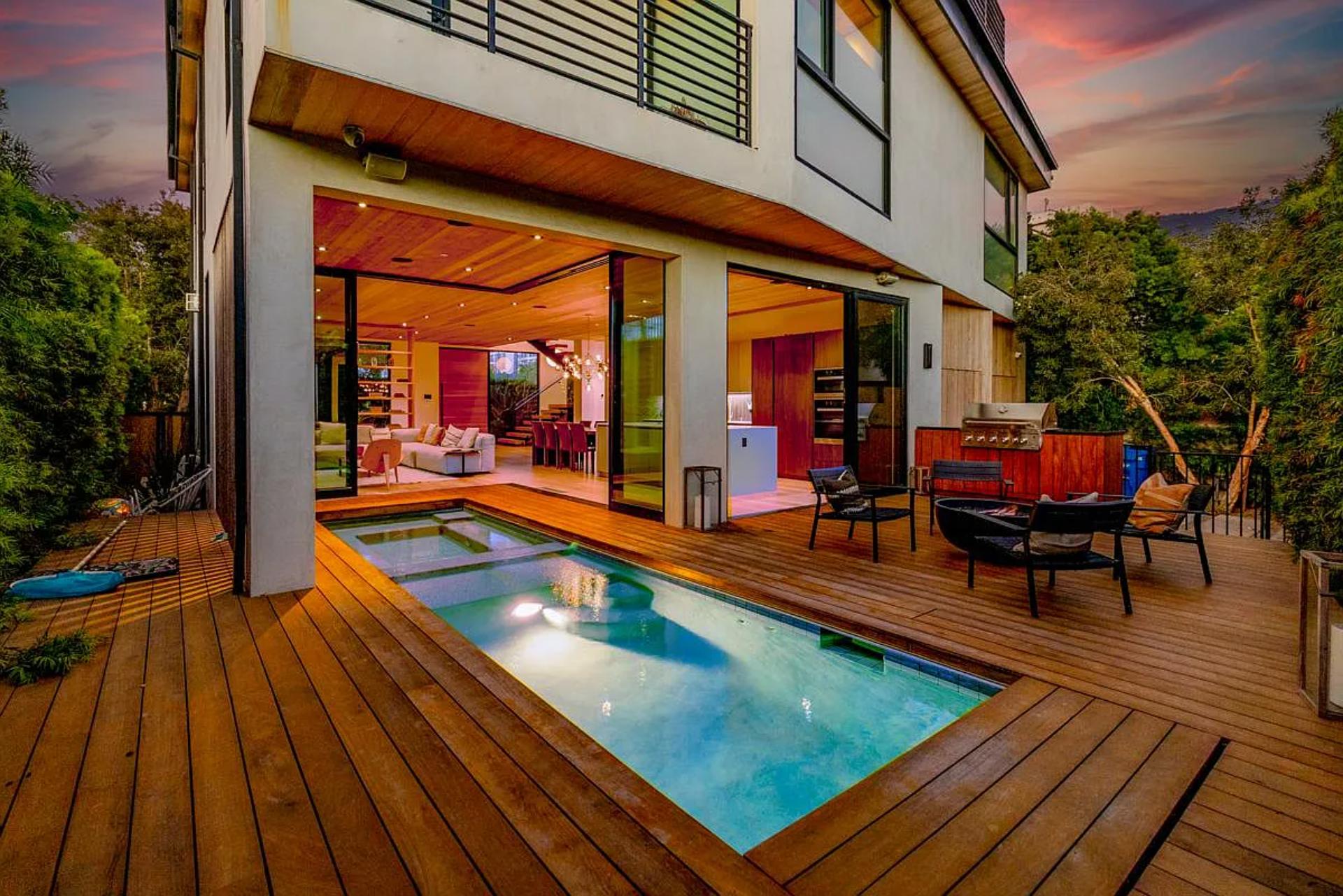 Sanborn Villa | Photo 2