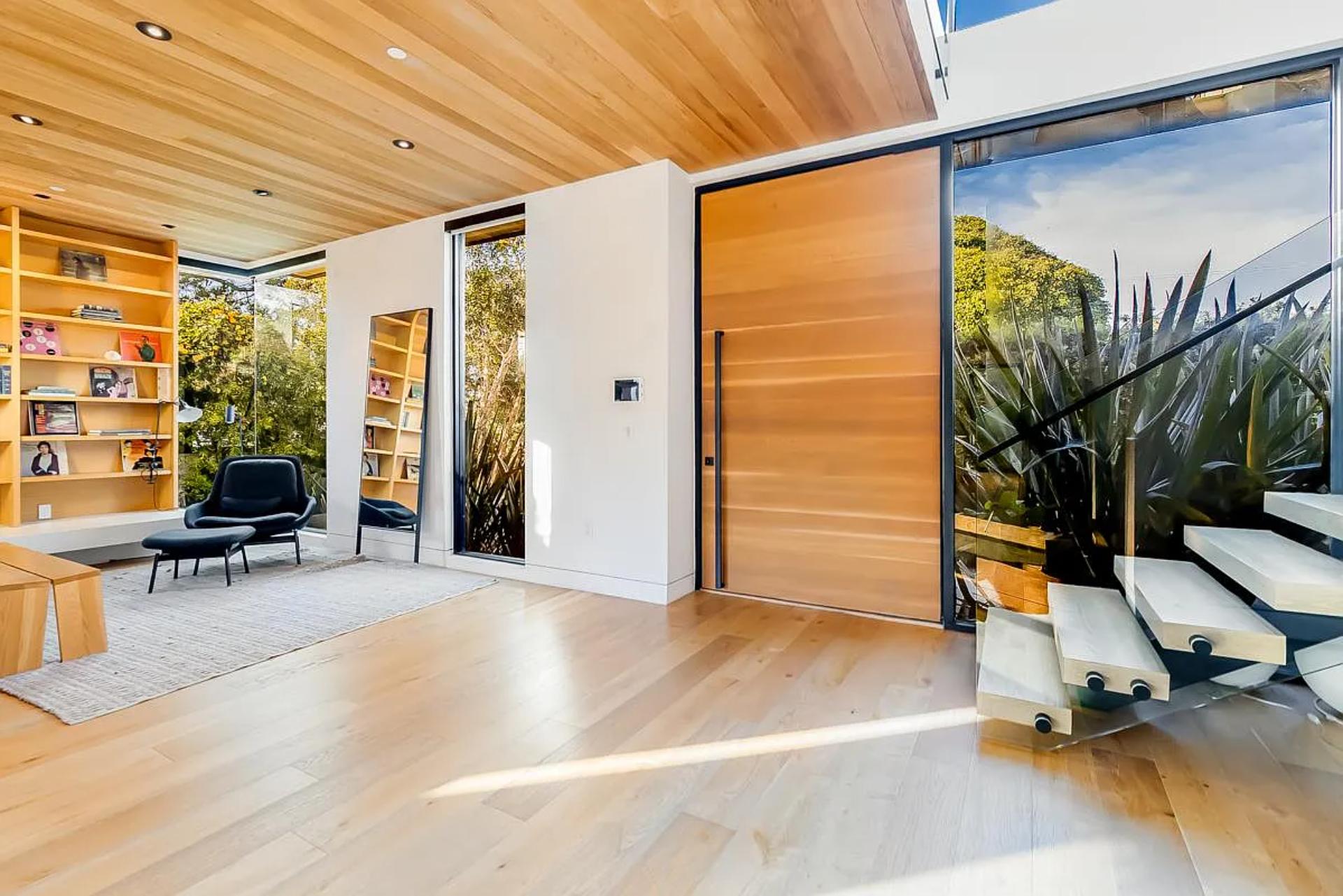 Sanborn Villa | Photo 3