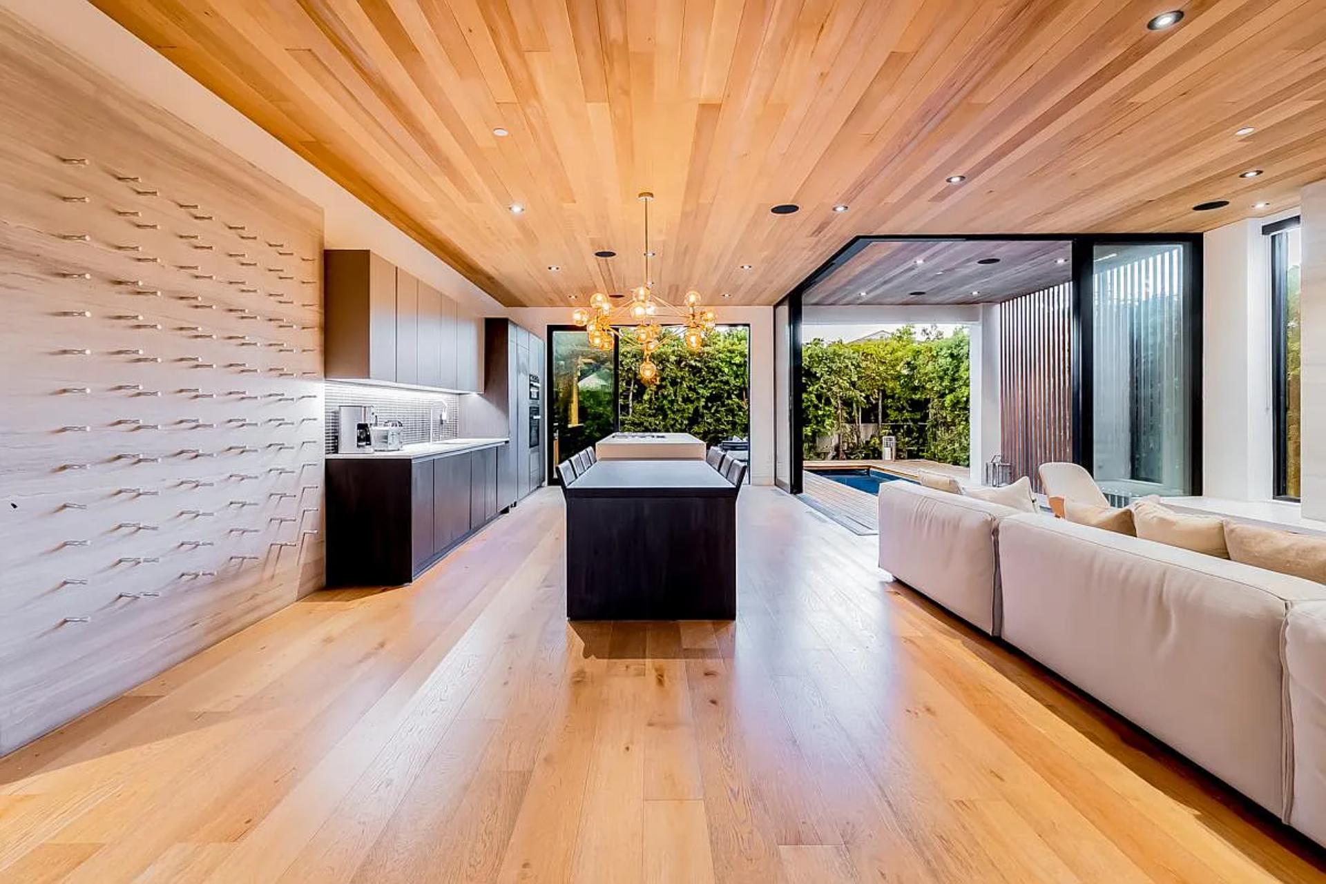 Sanborn Villa | Photo 10