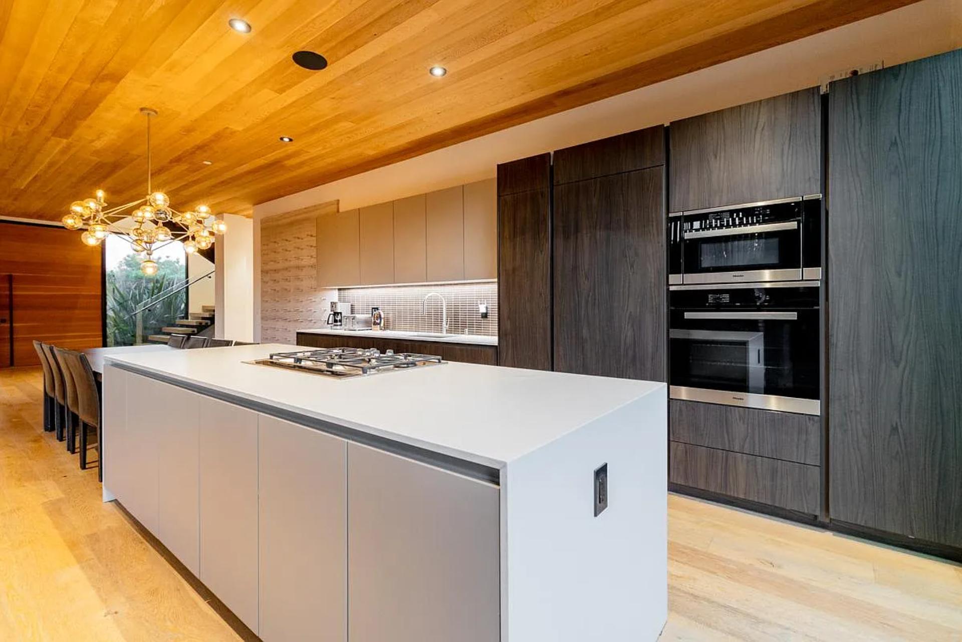 Sanborn Villa | Photo 14