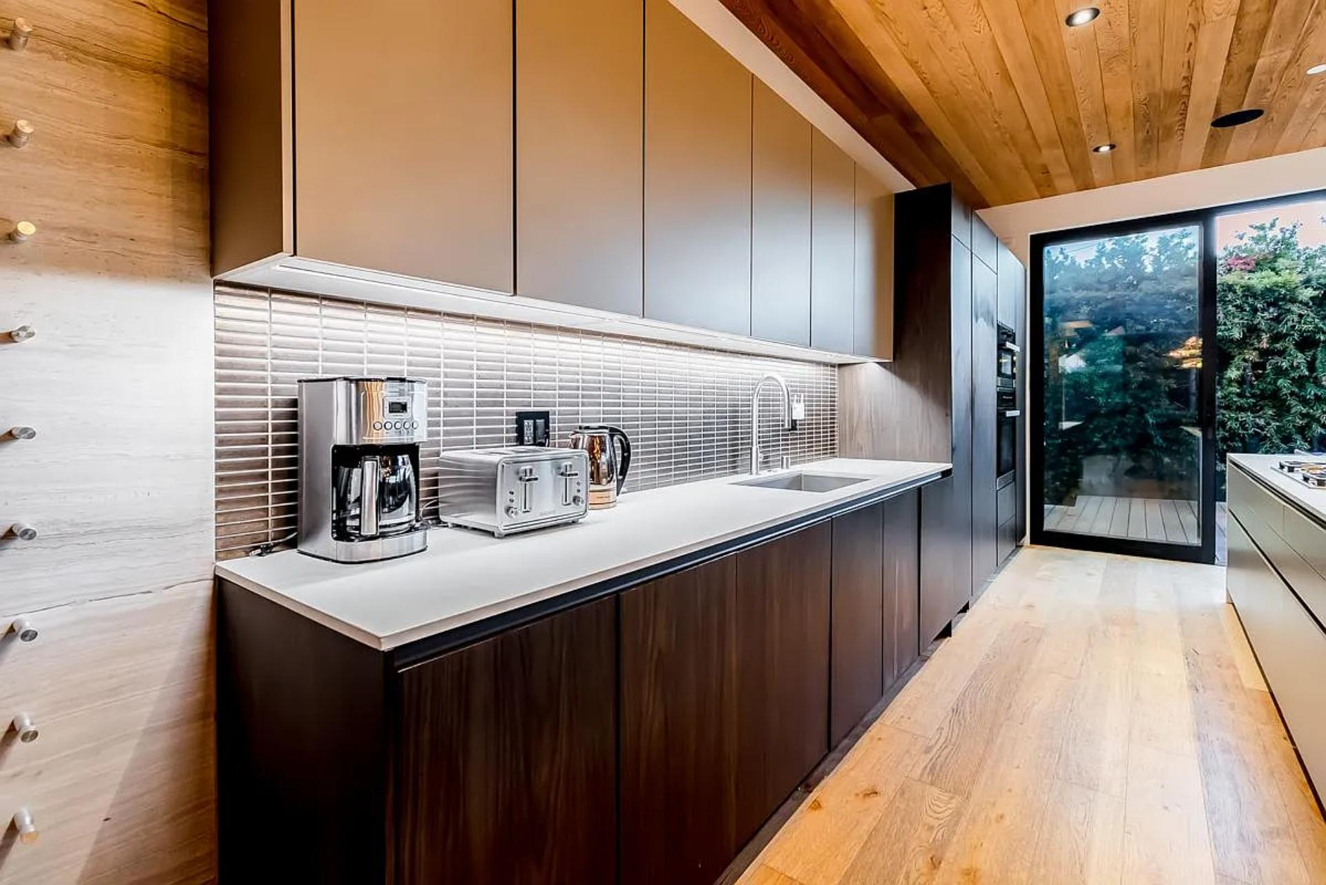 Sanborn Villa | Photo 12