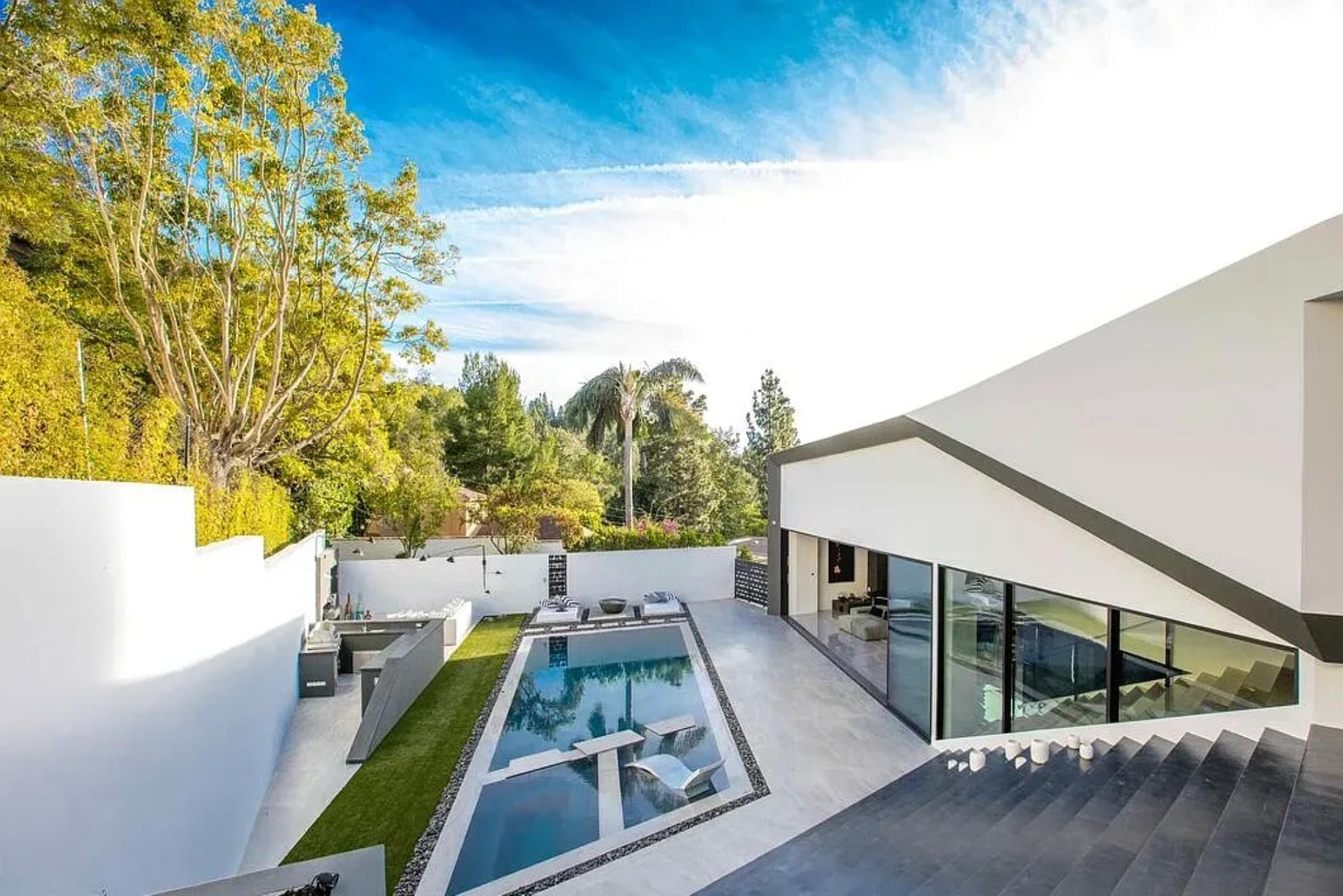 Bowmont Glass Estate | Photo 25