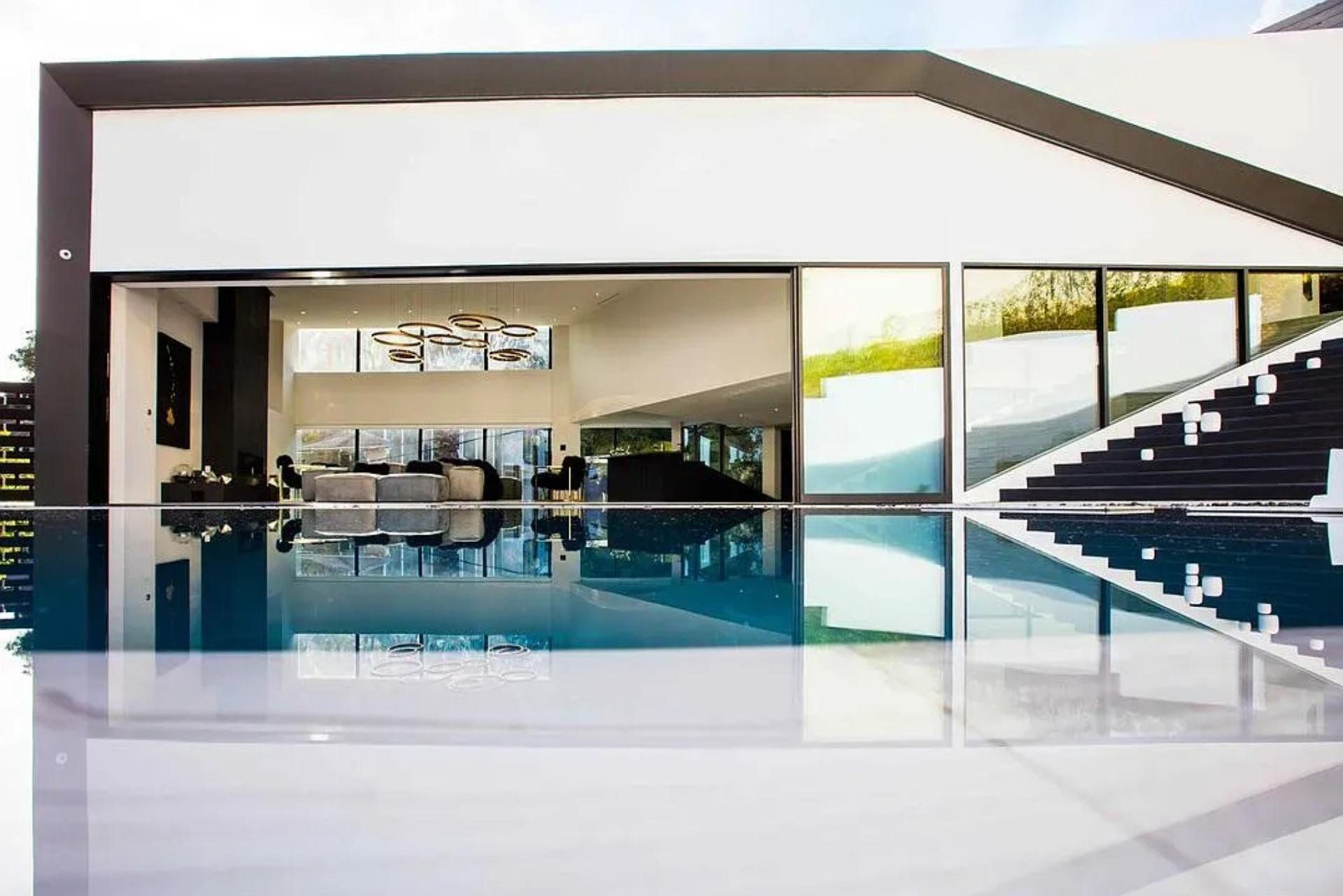 Bowmont Glass Estate | Photo 22