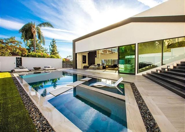 Featured Property Bowmont Glass Estate