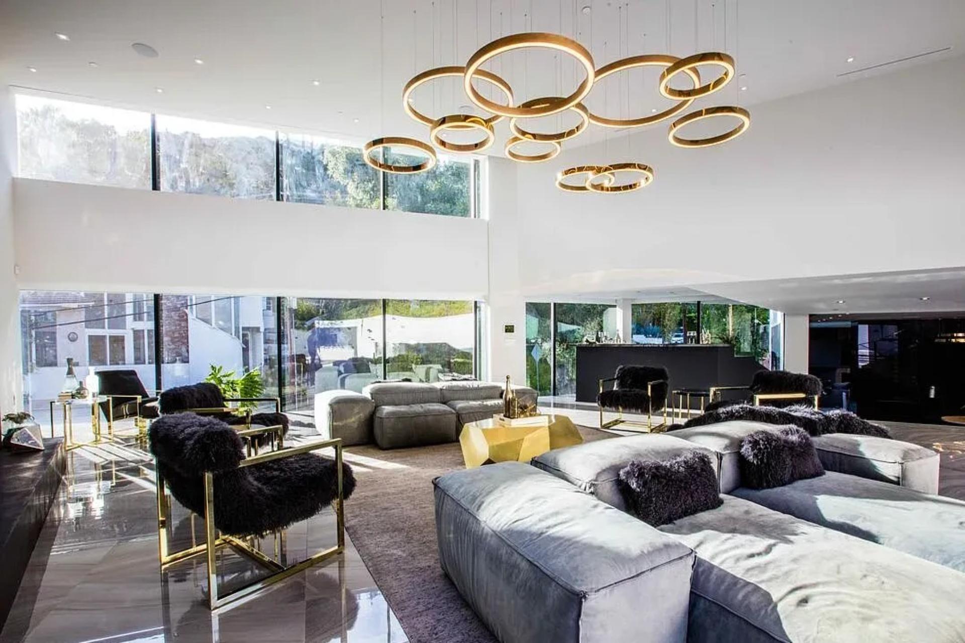 Bowmont Glass Estate | Photo 8