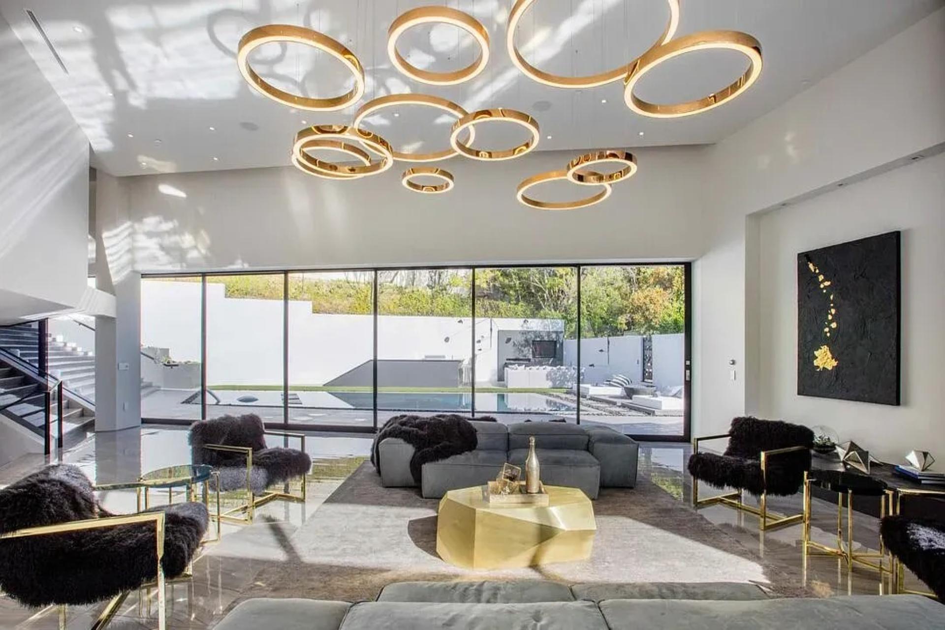 Bowmont Glass Estate | Photo 7