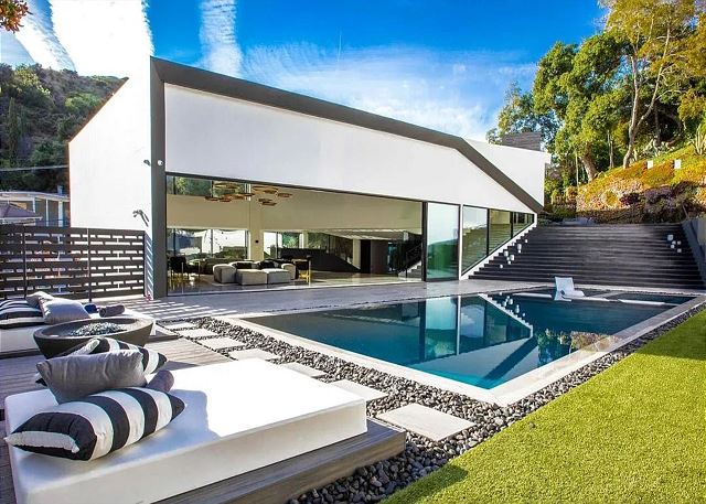 Featured Property Bowmont Glass Estate