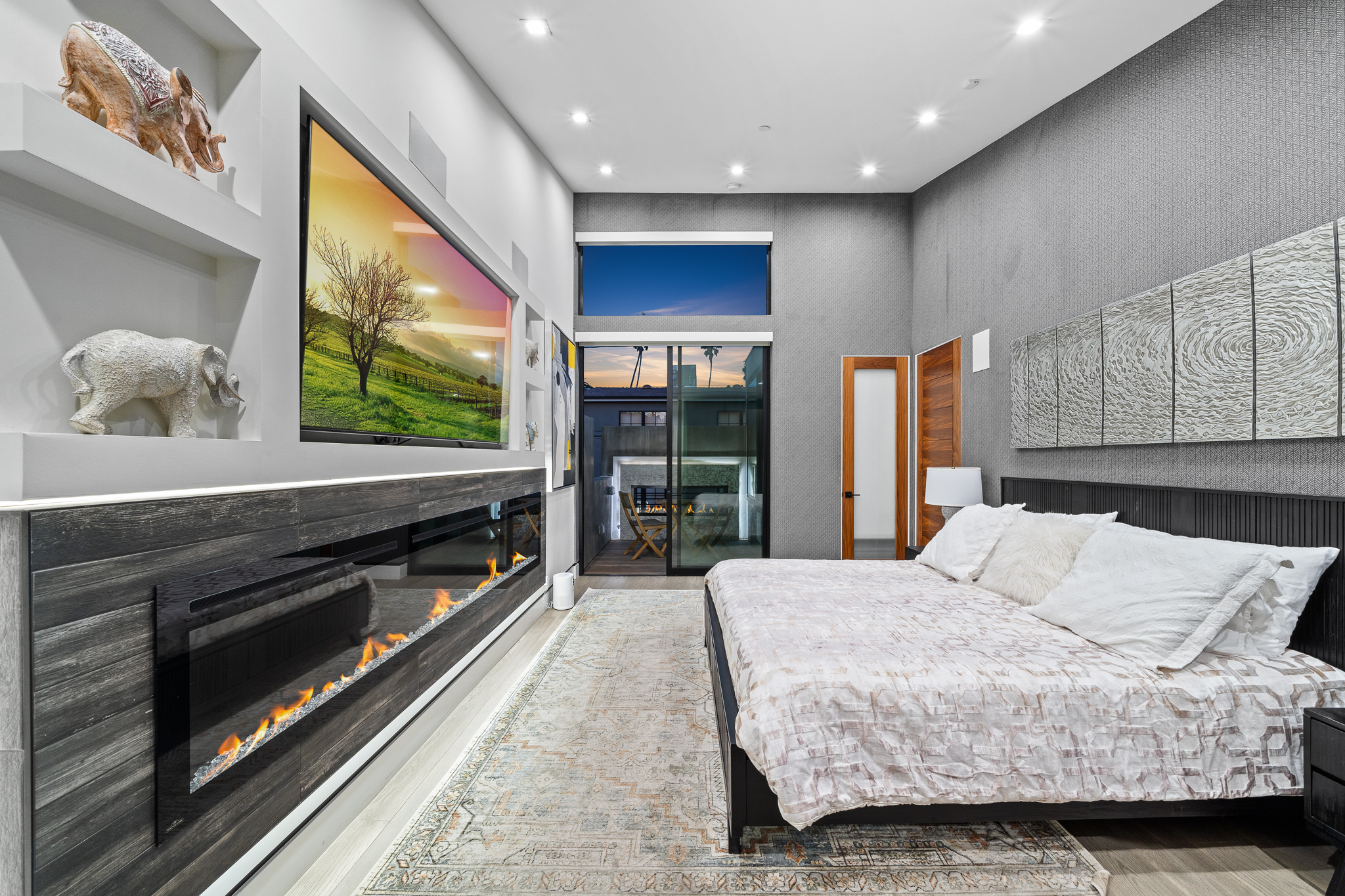 Lady Maya | Photo 14