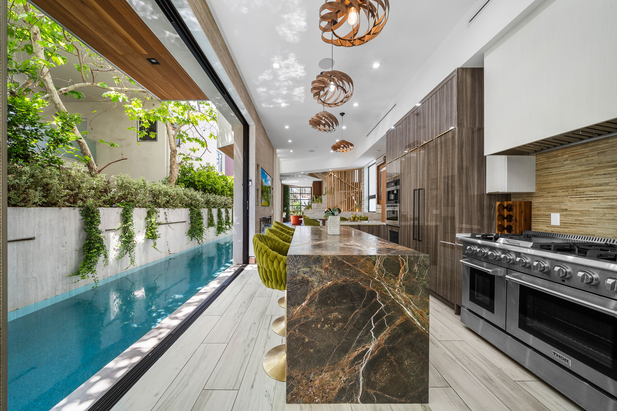 Lady Maya | Photo 46