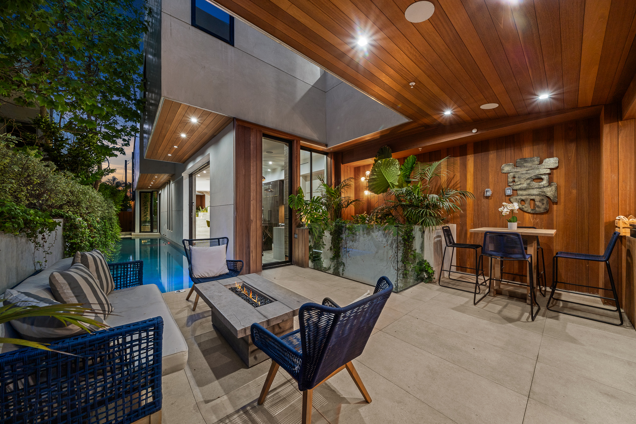 Lady Maya | Photo 20