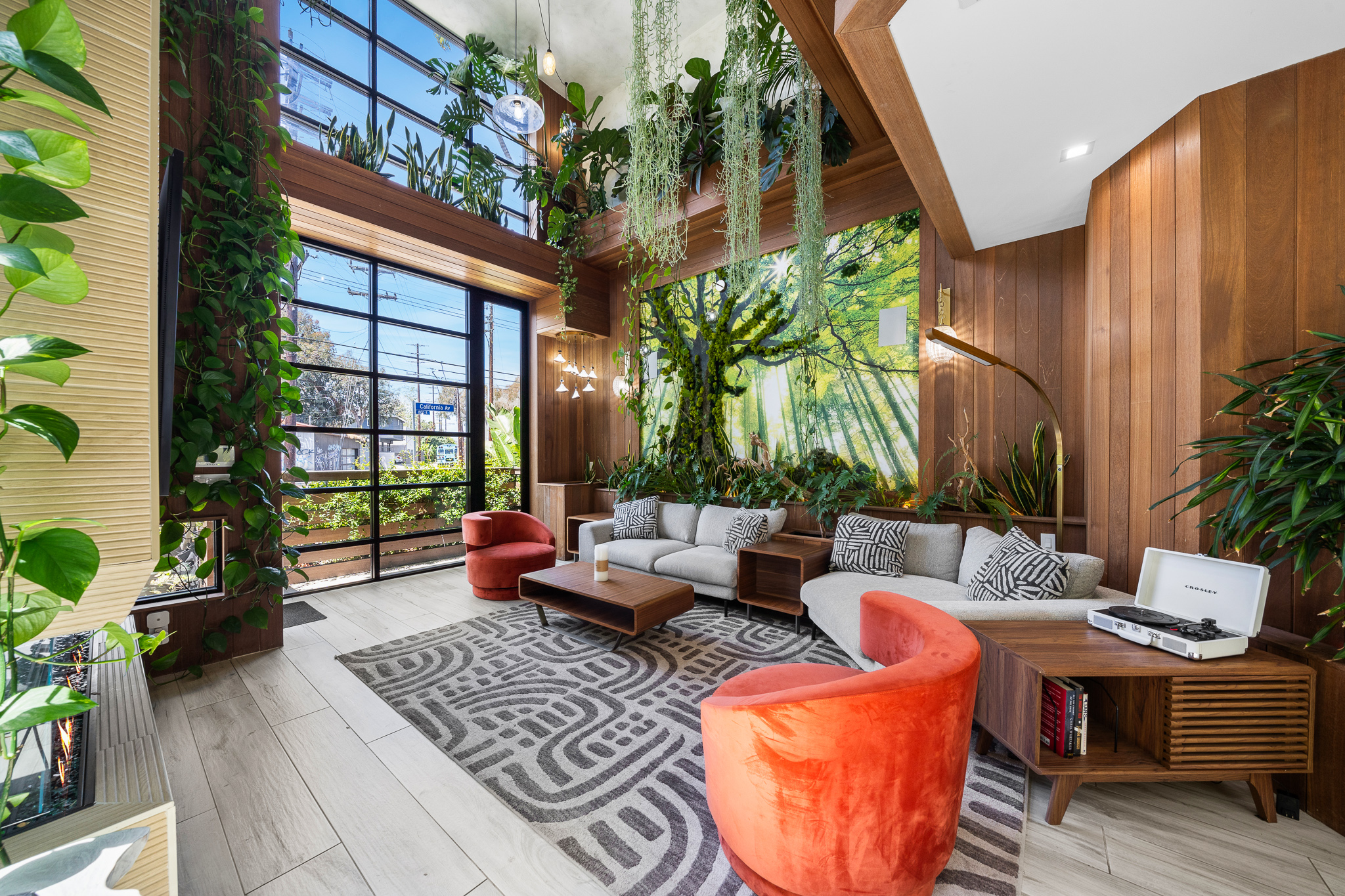 Lady Maya | Photo 37