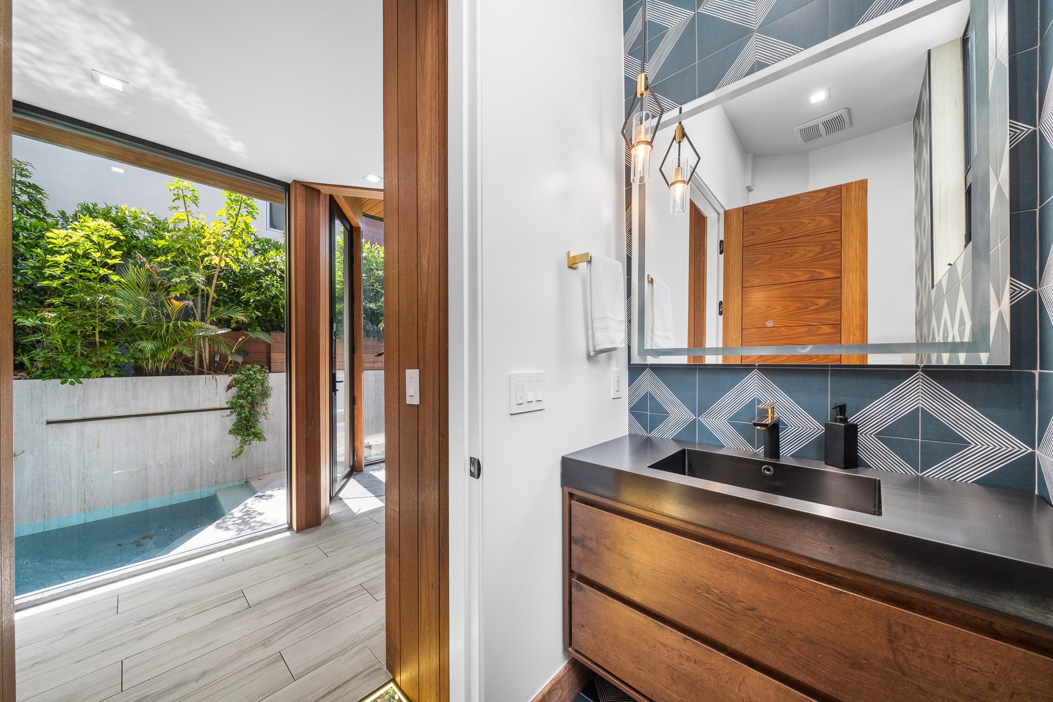 Lady Maya | Photo 40