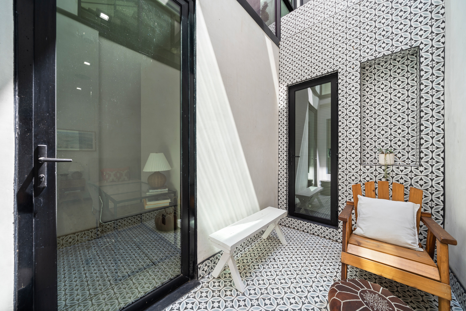 Lady Loren | Photo 59