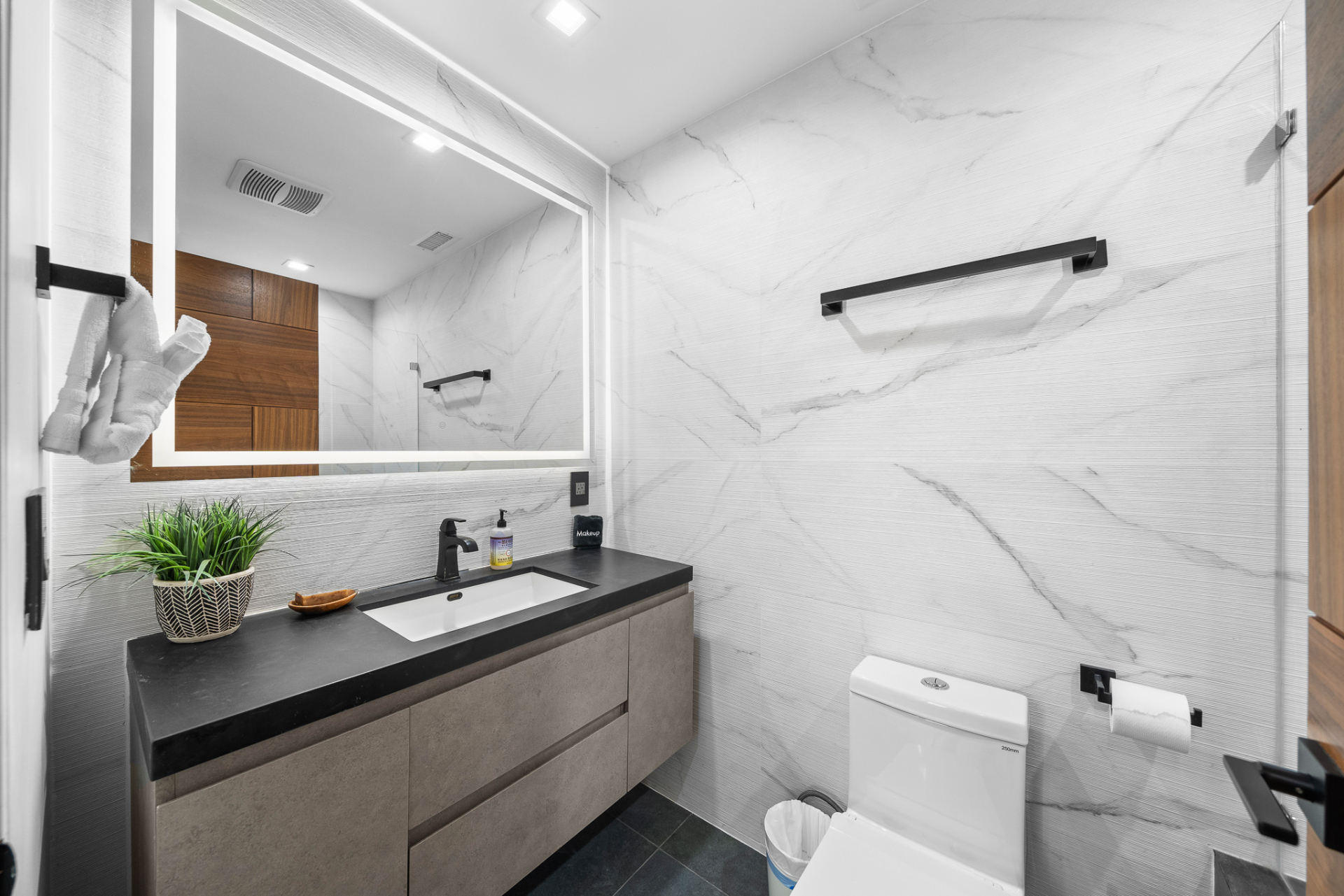 Lady Loren | Photo 68