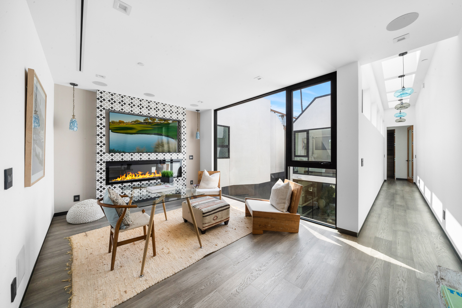 Lady Loren | Photo 40