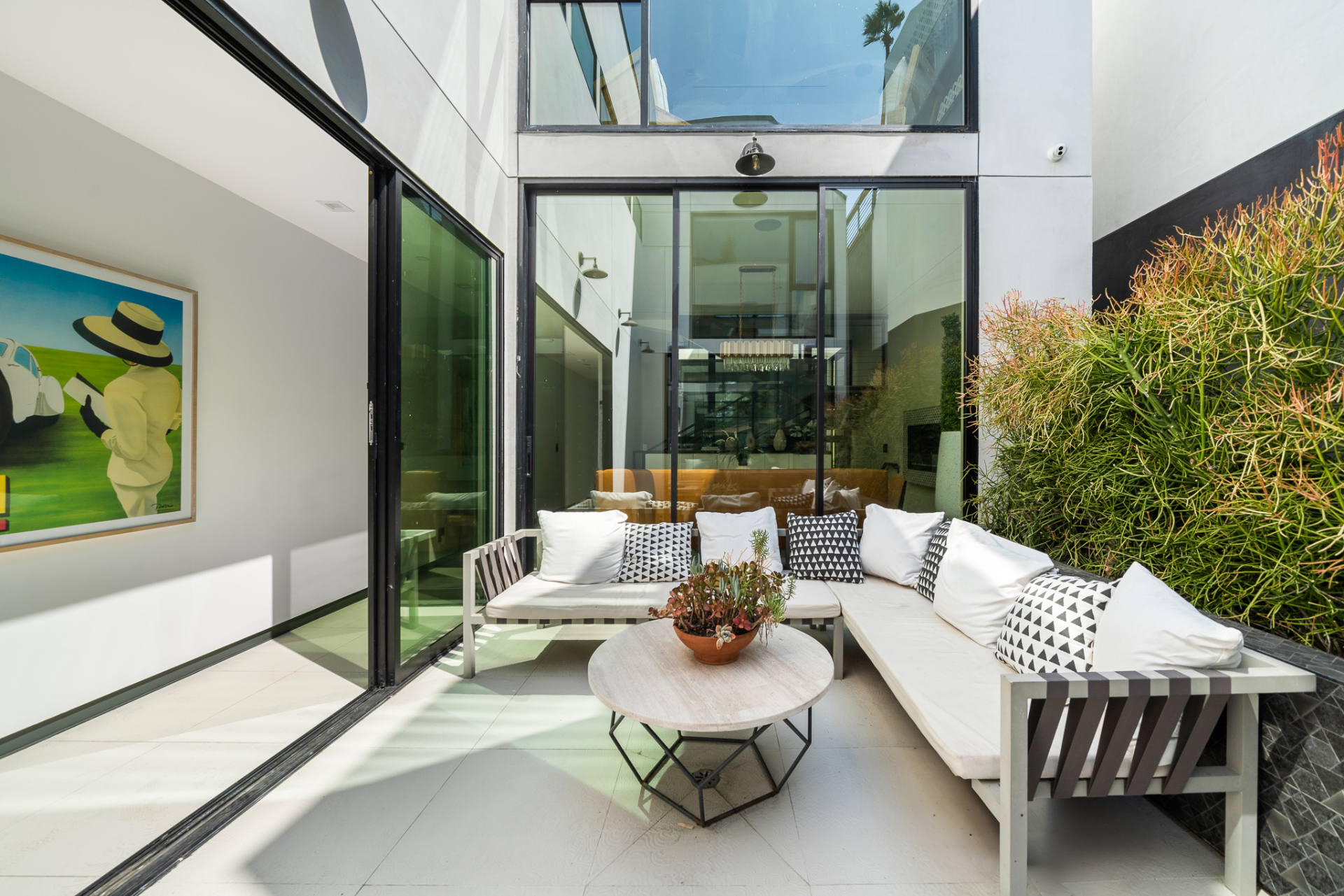 Lady Loren | Photo 28