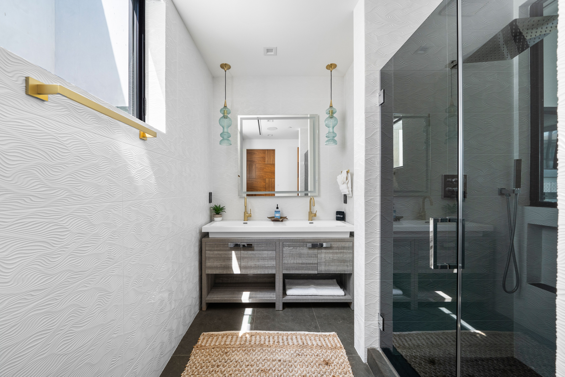 Lady Loren | Photo 50