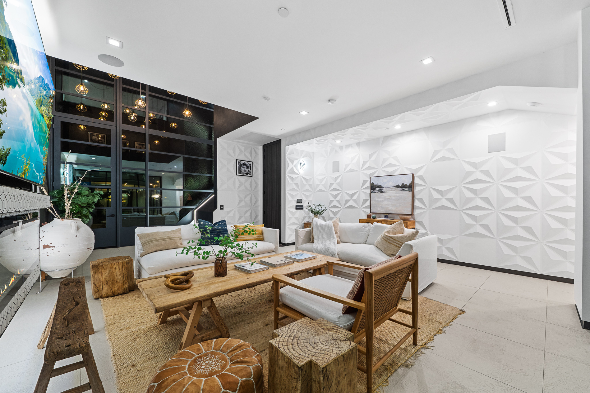 Lady Loren | Photo 5