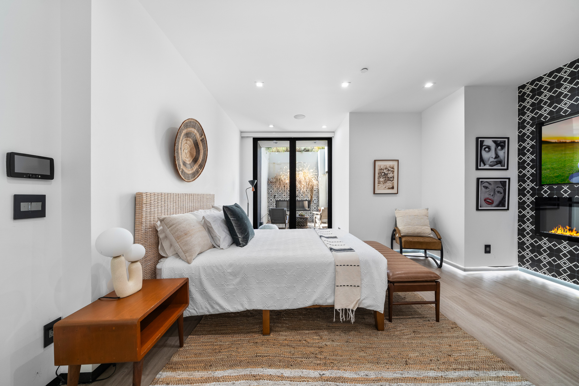 Lady Loren | Photo 65