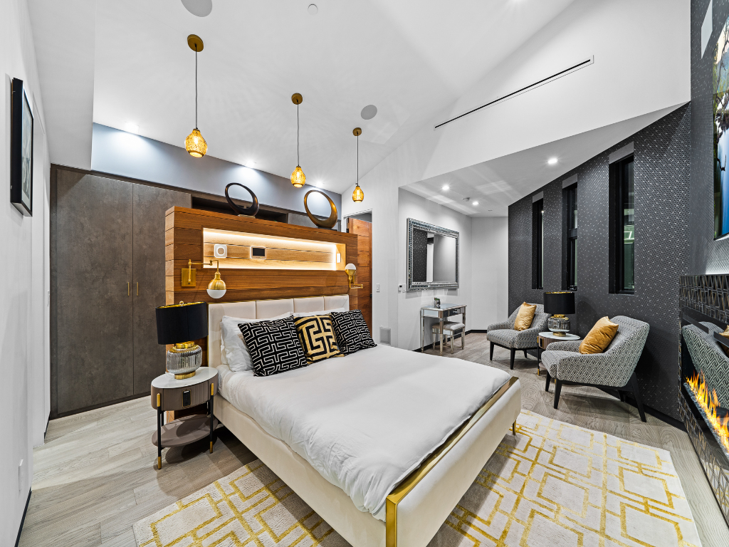 Lady Lucia | Photo 16