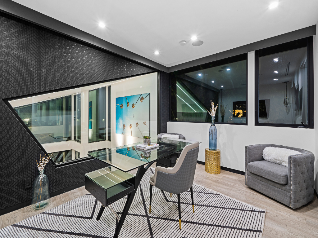 Lady Lucia | Photo 13