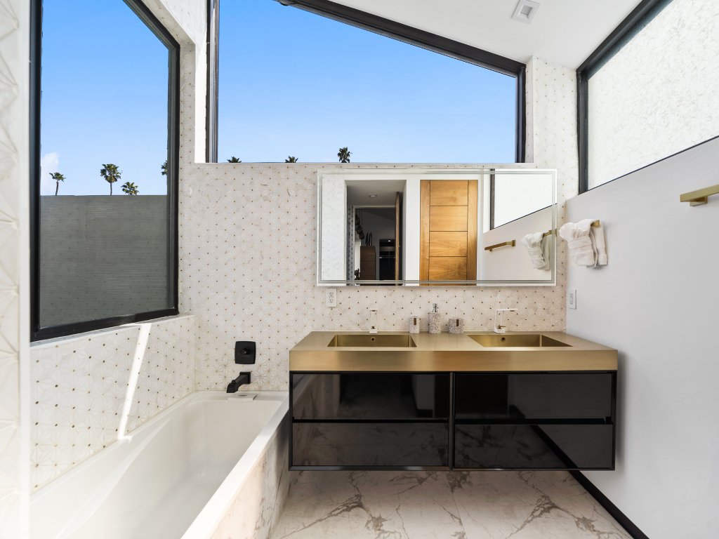 Lady Lucia | Photo 59