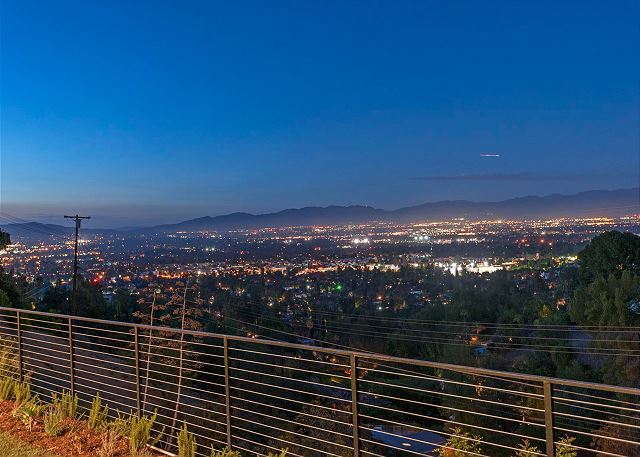 Skyline Luxury Haven 5