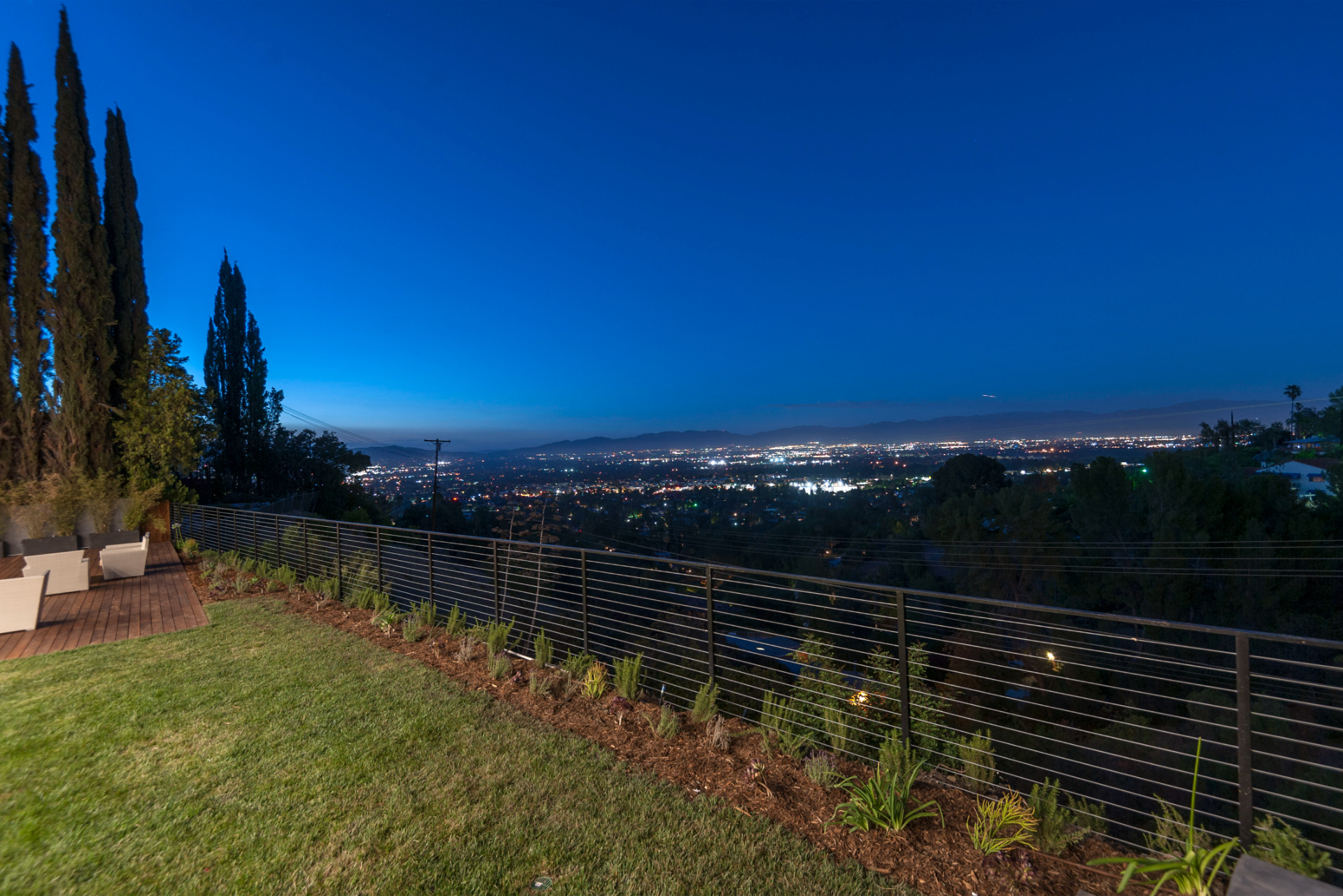 Skyline Luxury Haven | Photo 50