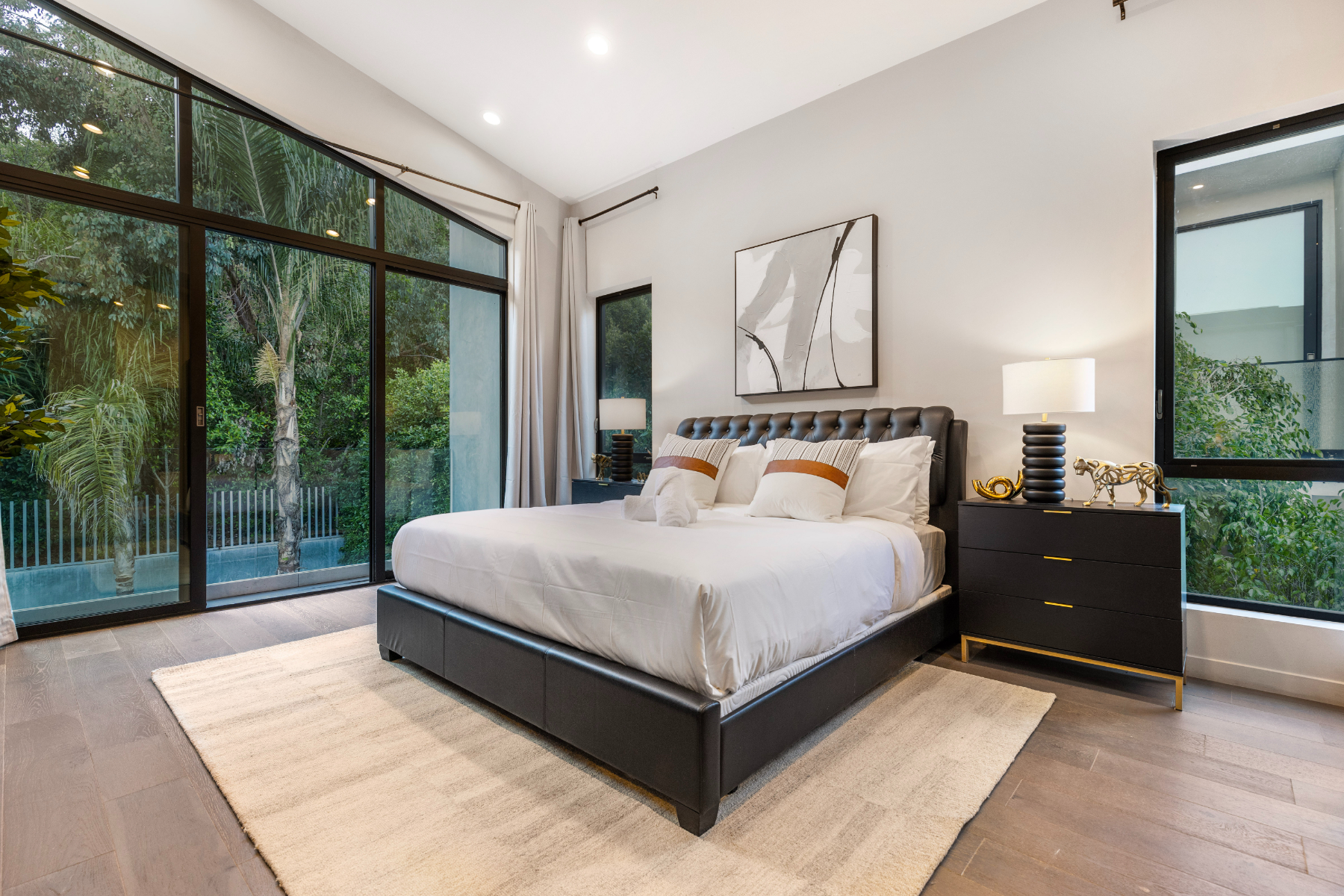 Coldwater Canyon - Luxe (Offline) | Photo 35