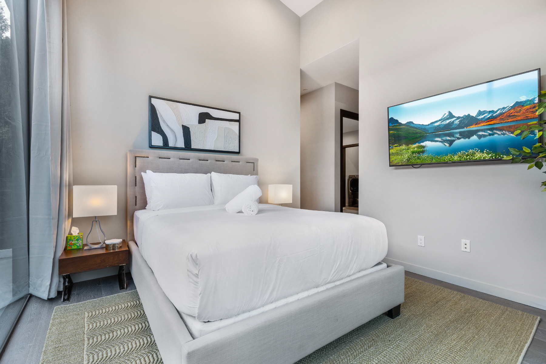 Coldwater Canyon - Luxe (Offline) | Photo 28