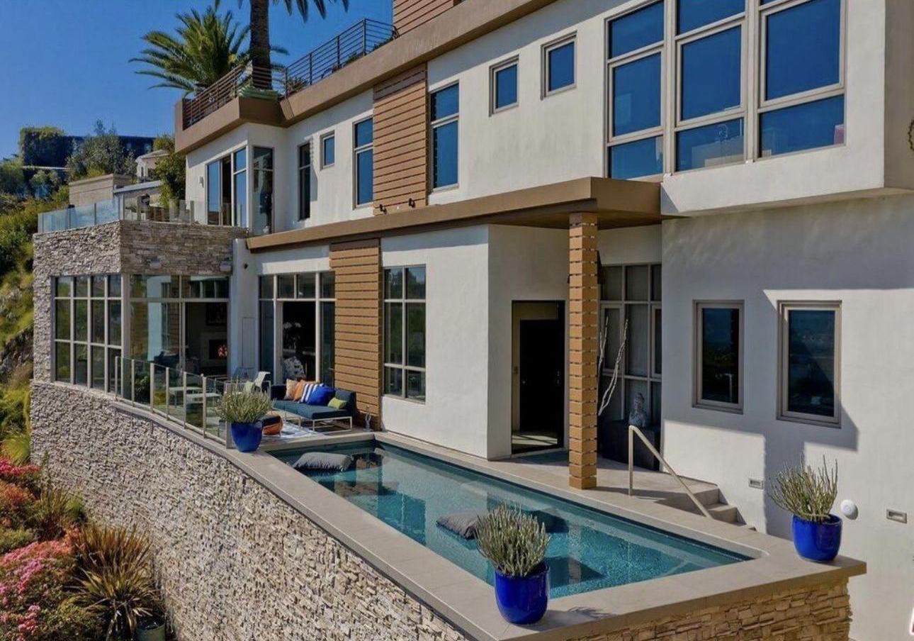 Woodshill Villa | Photo 2