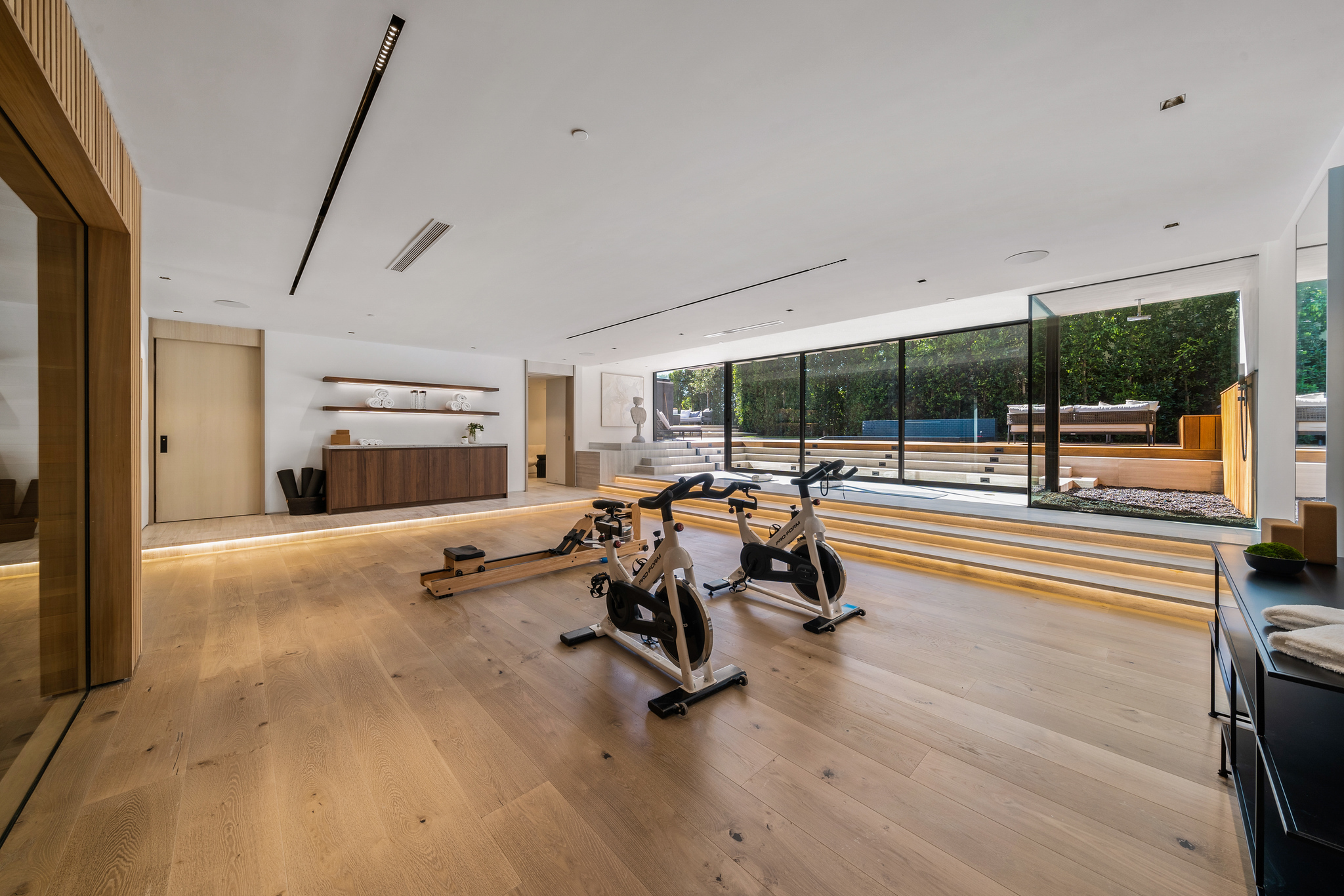 Forza Modern | Photo 40