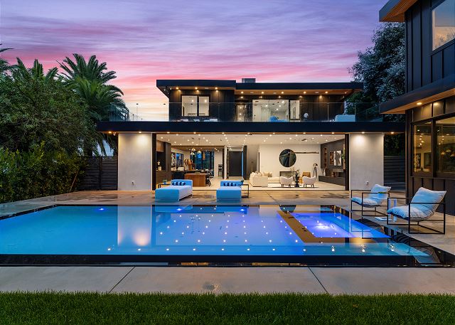 Featured Property Alto Cedro Villa