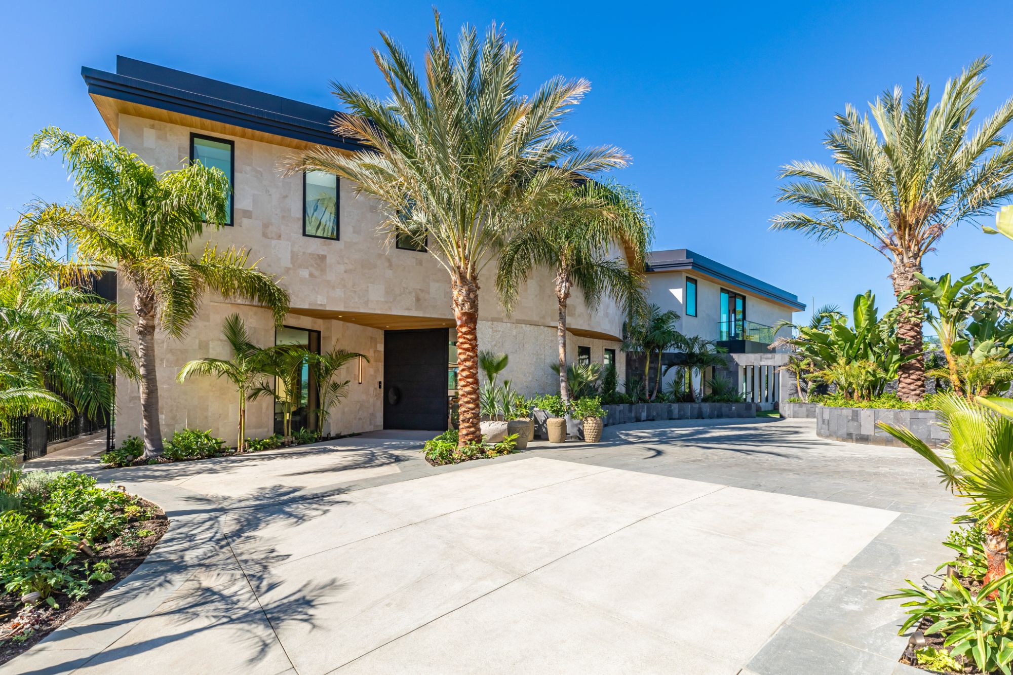 Villa Summit | Photo 7