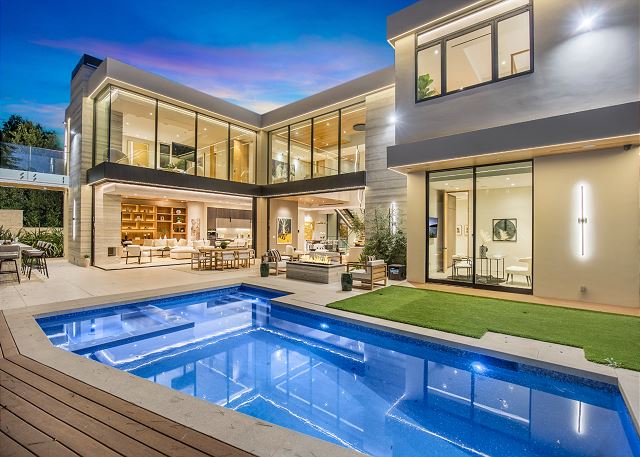 Hutton Modern