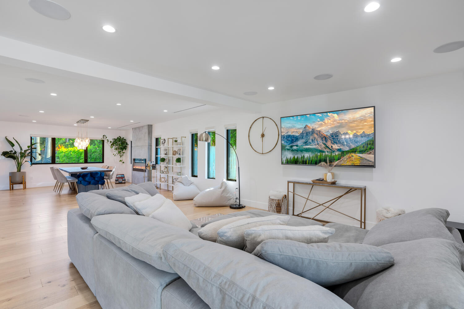 Erwin Modern | Photo 7