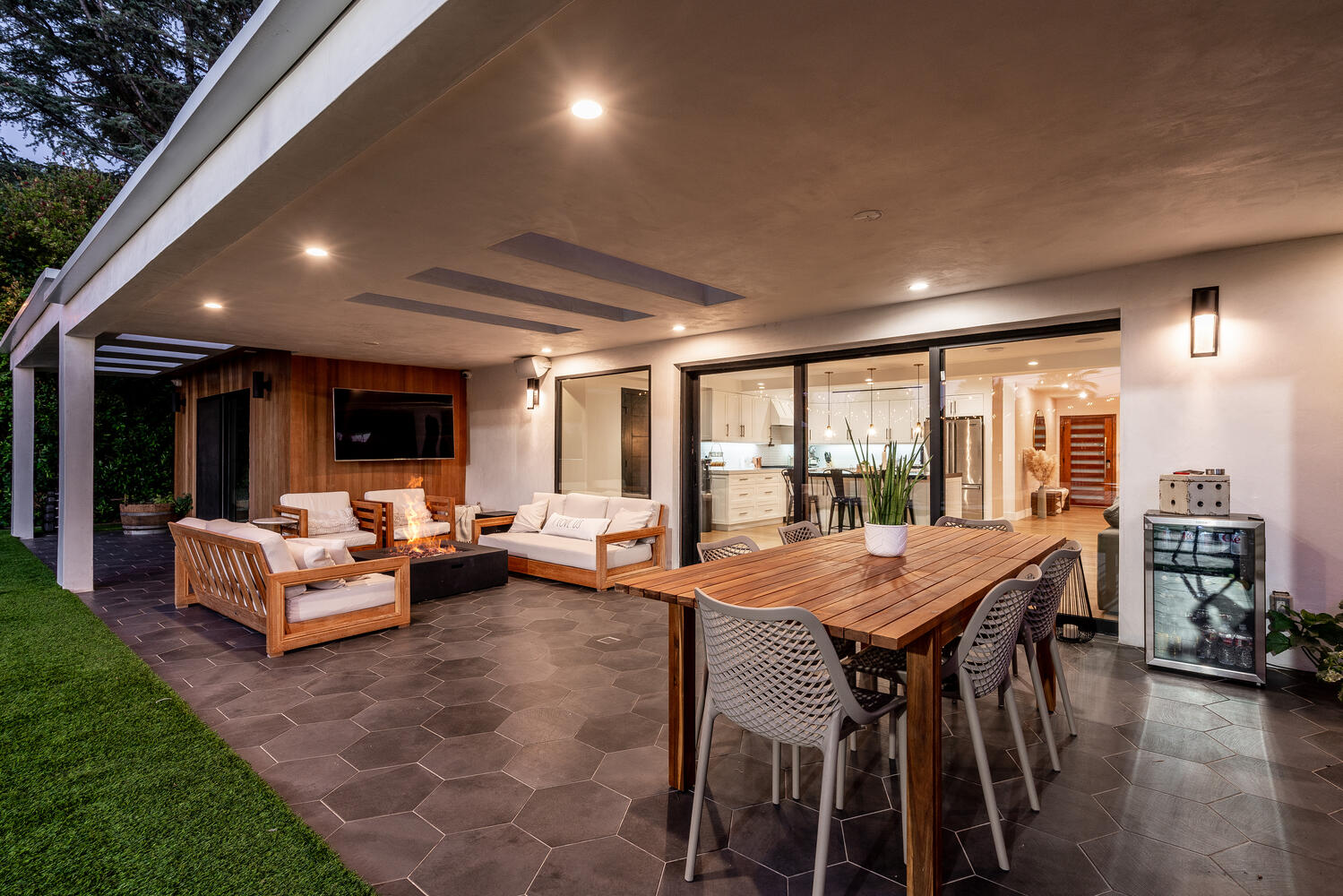 Erwin Modern | Photo 26