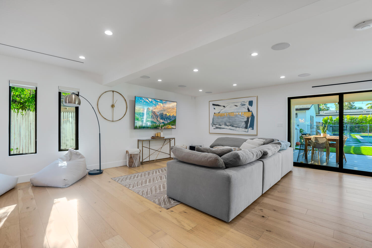 Erwin Modern | Photo 5