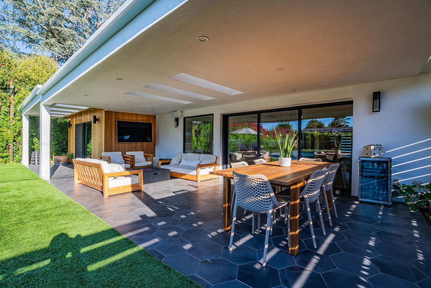 Erwin Modern | Photo 30