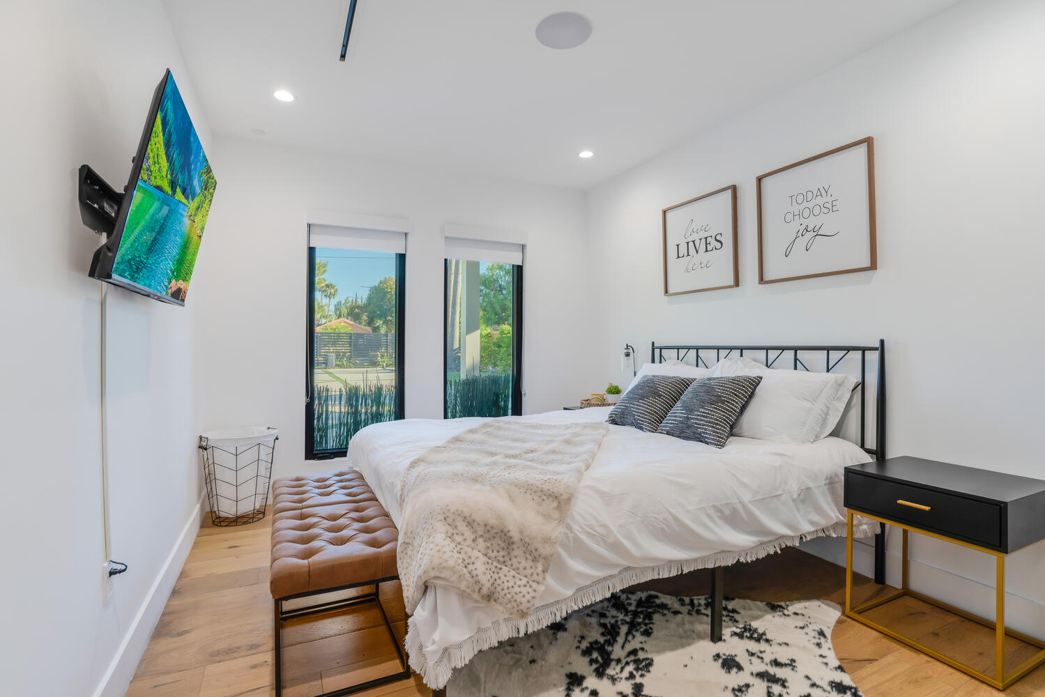 Erwin Modern | Photo 20