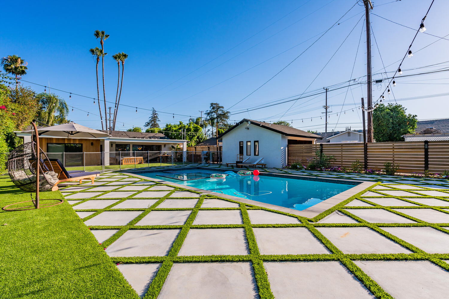 Erwin Modern | Photo 33