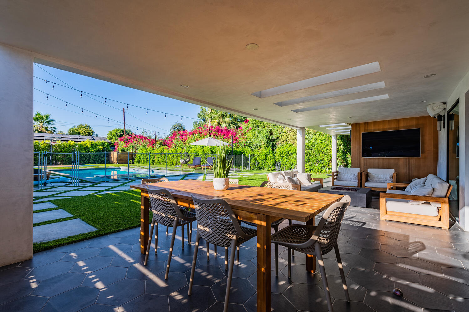 Erwin Modern | Photo 27