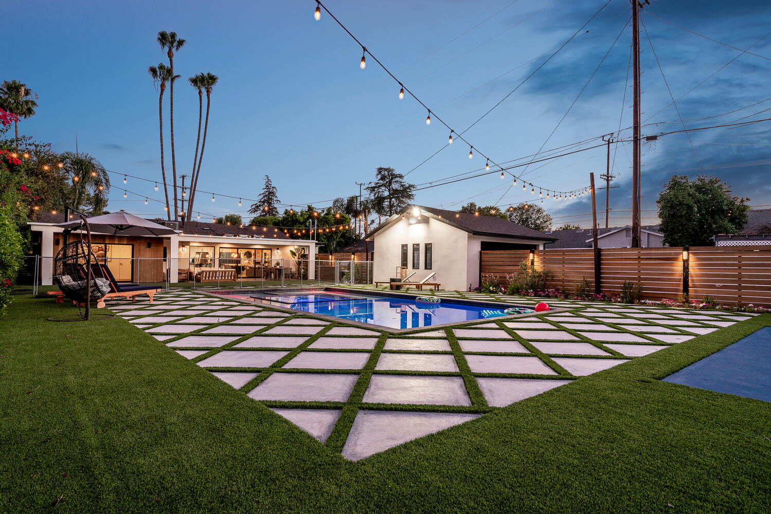 Erwin Modern | Photo 2