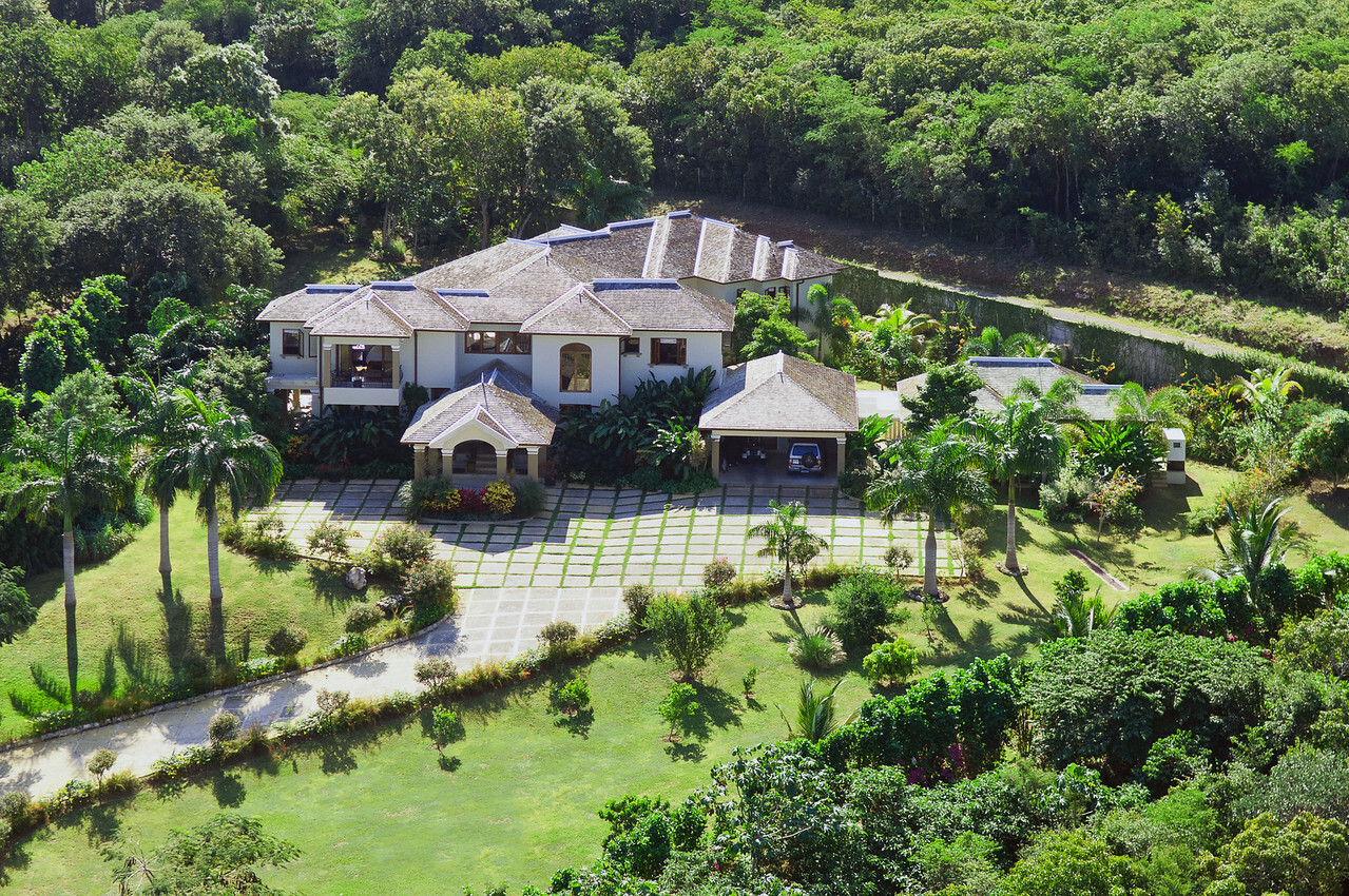 Tek Time Golf Villa | Photo 3