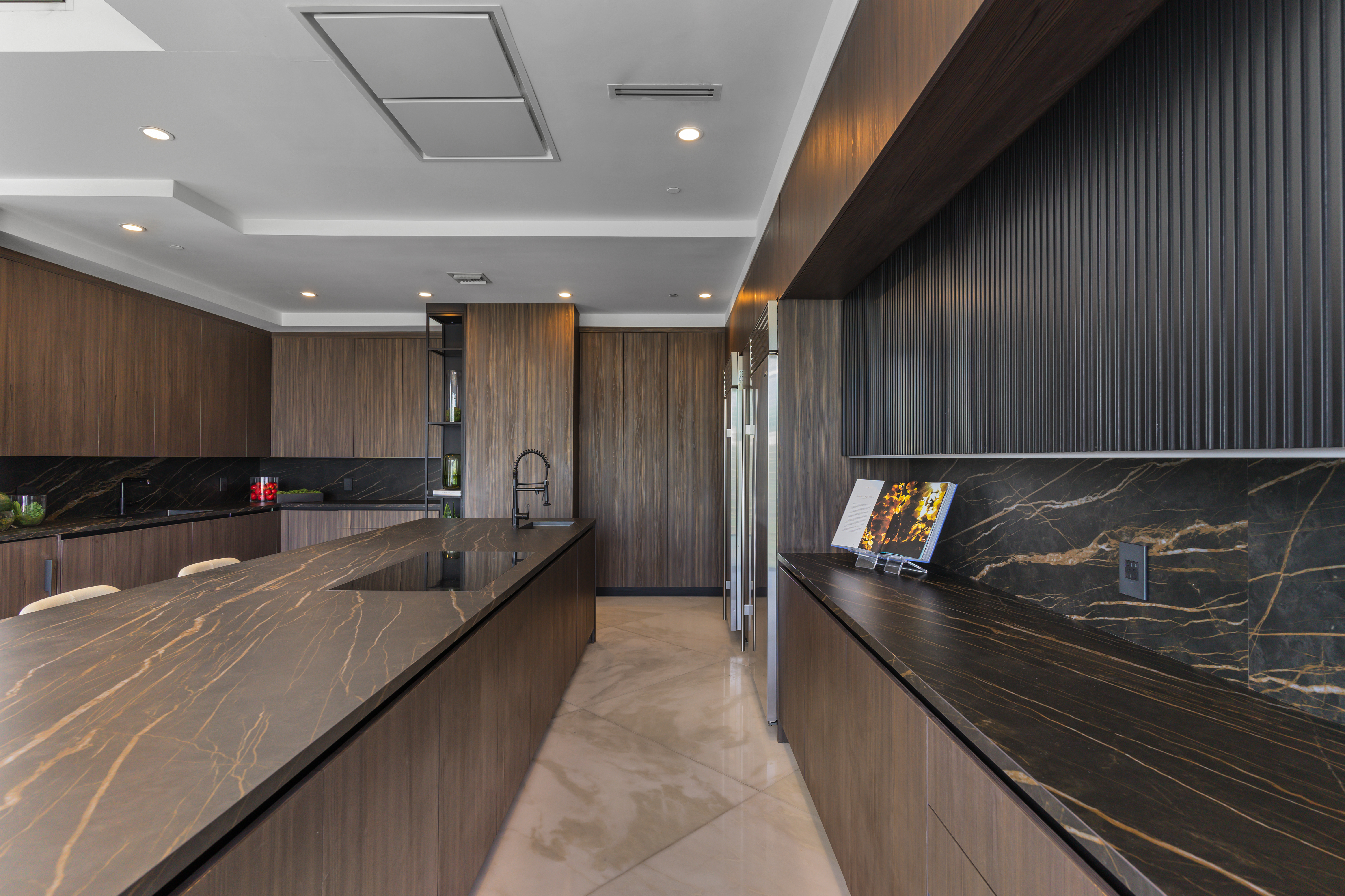 Infinity Penthouse | Photo 11